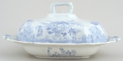 Vegetable Dish with Cover c1880